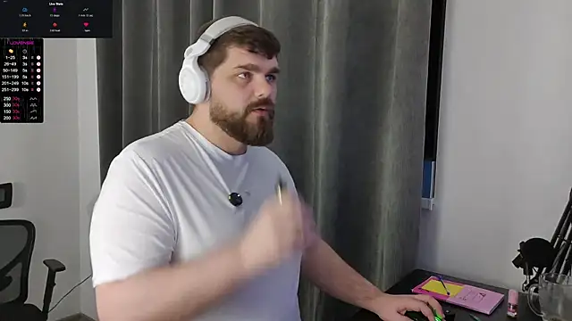 Snapshot of KingMarti chatting on 12.15.25 KingMarti online show from 12.15.25