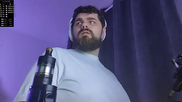 Snapshot of KingMarti chatting on 01.13.26 KingMarti online show from 01.13.26