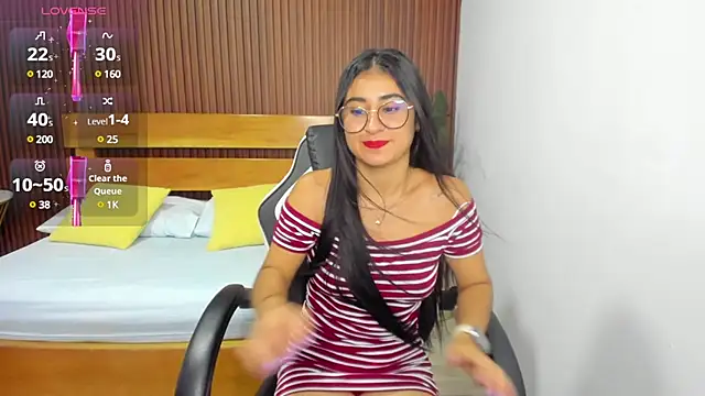 Snapshot of evelin_leroy chatting on 02.03.25 evelin leroy online show from 02.03.25