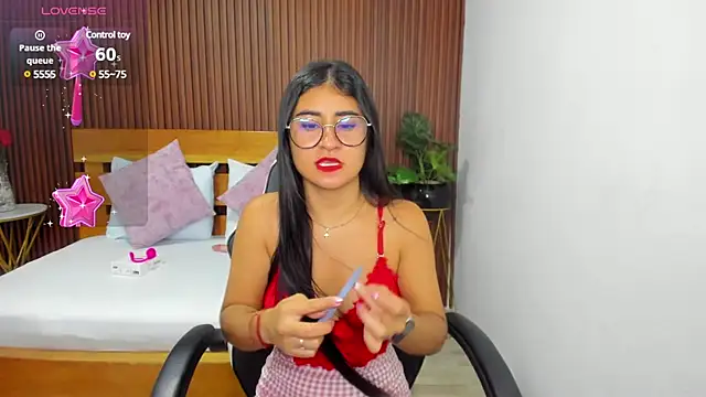 Snapshot of evelin_leroy chatting on 03.06.25 evelin leroy online show from 03.06.25