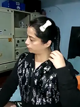 Elvishcassie  online show from 03.09.25