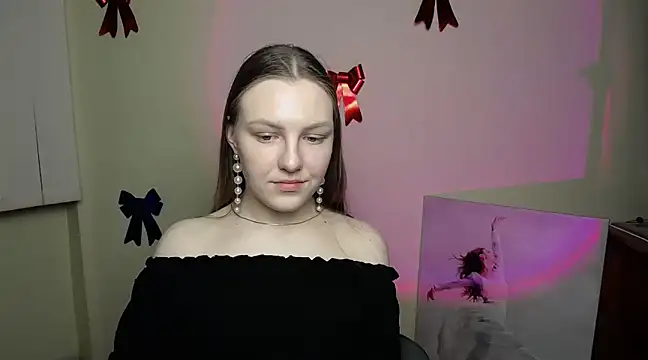 Snapshot of _AlMamiyy_ chatting on 02.10.25  AlMamiyy  online show from 02.10.25