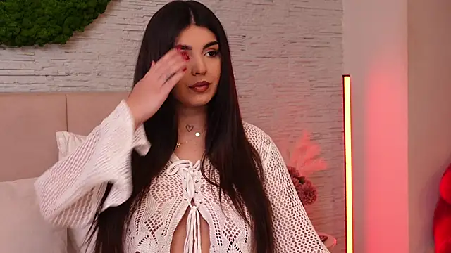 Snapshot of RachelSwaan chatting on 12.10.24 RachelSwaan online show from 12.10.24