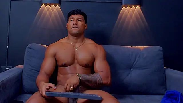 Snapshot of CallumMuscle chatting on 02.06.25 CallumMuscle online show from 02.06.25