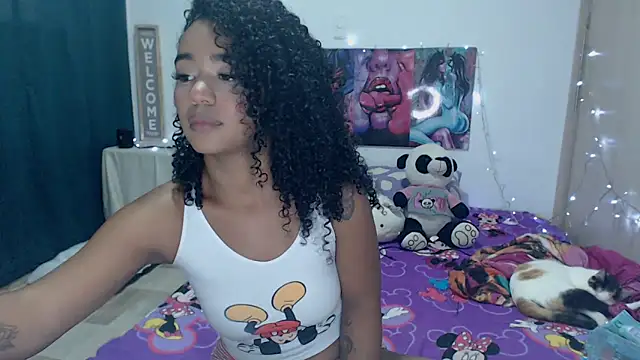 evafoxs online show from 02.27.25