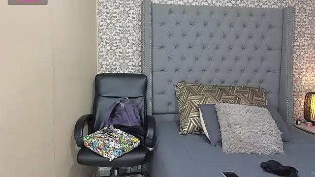 evafoxs online show from 03.20.25