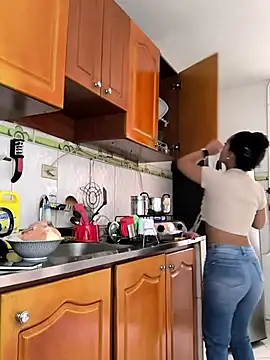 evafoxs online show from 11.14.25