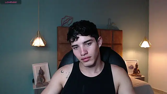 AlejooTwink online show from 02.13.25