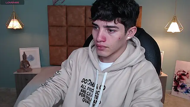 AlejooTwink online show from 02.15.25