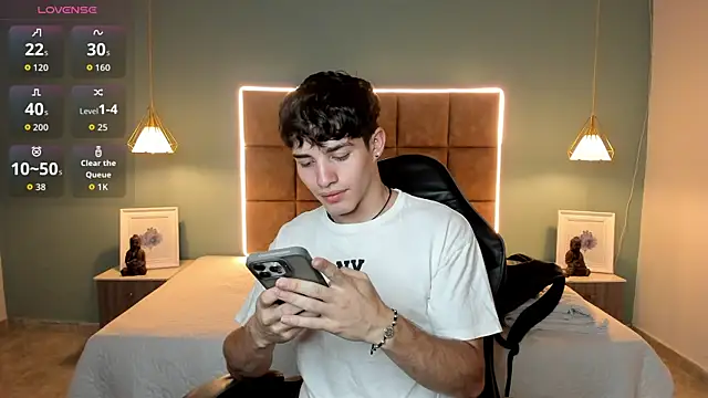 AlejooTwink online show from 05.08.26