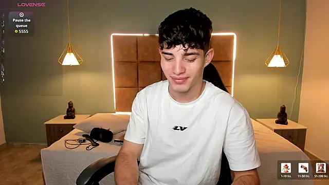 AlejooTwink online show from 05.17.26