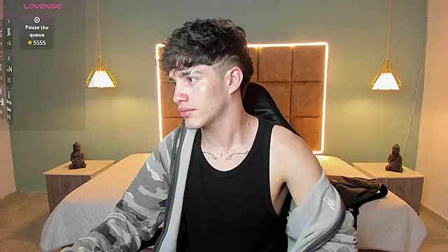 AlejooTwink online show from 06.05.26