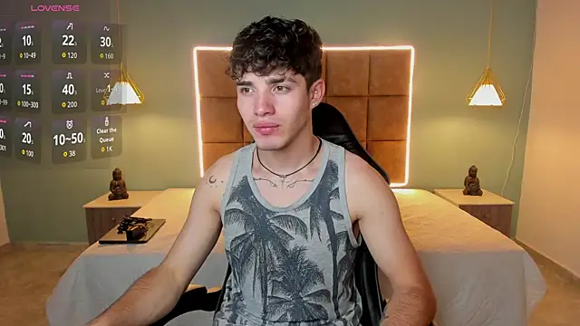 AlejooTwink online show from 06.14.26