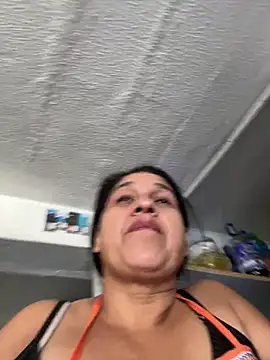 Snapshot of siri_duque chatting on 06.27.26 siri duque online show from 06.27.26