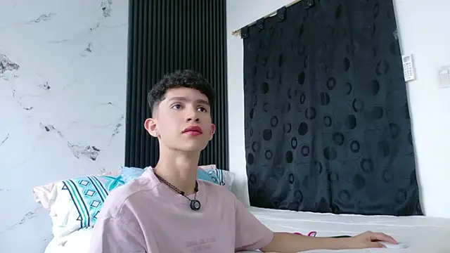 Noah tyler  online show from 02.28.26