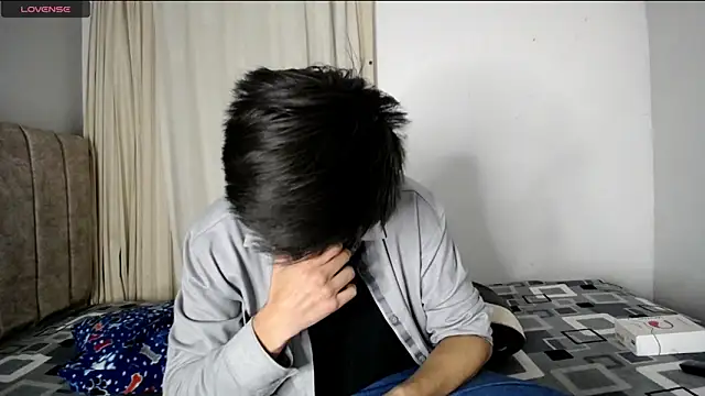 Yellowpokemon23 online show from 11.14.25