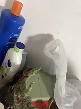 Snapshot of Leo_bunny_hot chatting on 11.04.25 Leo bunny hot online show from 11.04.25