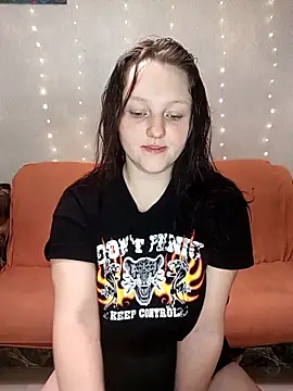 Aria  Dark online show from 12.10.24