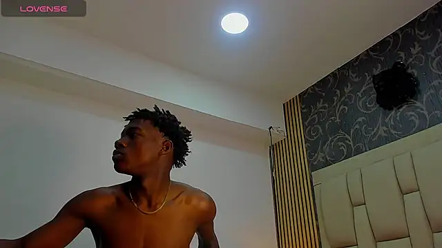 Snapshot of chimi88 chatting on 03.06.25 chimi88 online show from 03.06.25