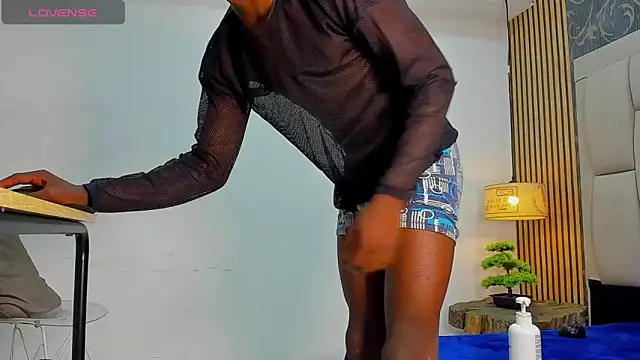 Snapshot of chimi88 chatting on 03.13.25 chimi88 online show from 03.13.25