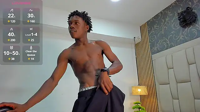 Snapshot of chimi88 chatting on 03.21.25 chimi88 online show from 03.21.25