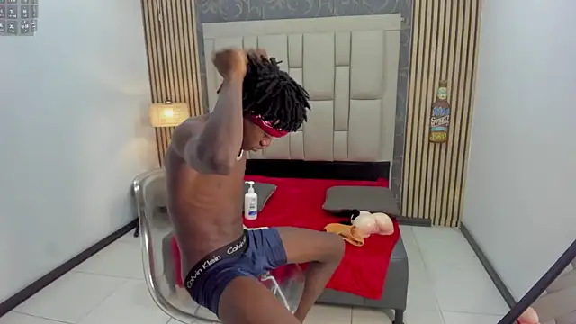 Snapshot of chimi88 chatting on 09.20.25 chimi88 online show from 09.20.25