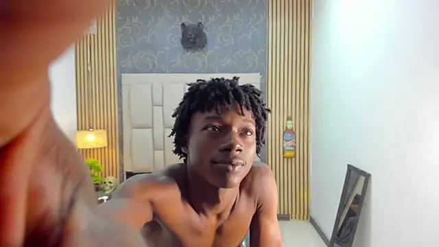 Snapshot of chimi88 chatting on 10.31.25 chimi88 online show from 10.31.25