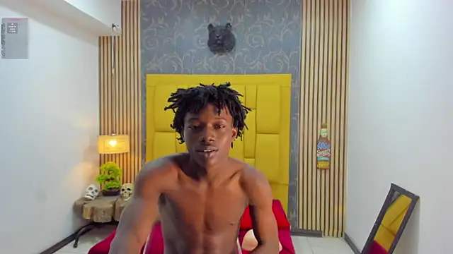 Snapshot of chimi88 chatting on 11.21.25 chimi88 online show from 11.21.25