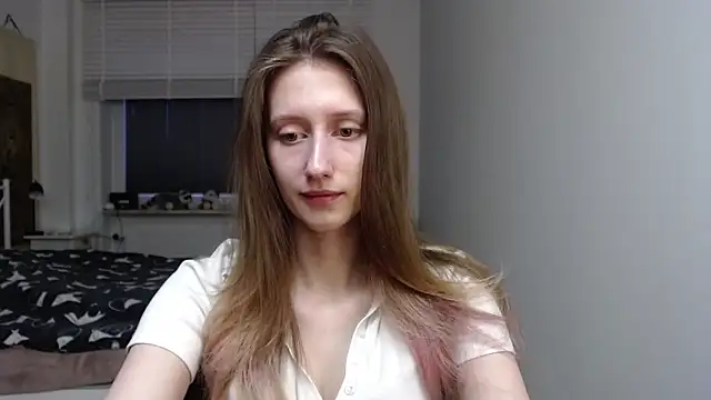 Snapshot of LUNA_delight chatting on 02.04.26 LUNA delight online show from 02.04.26