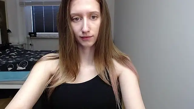 Snapshot of LUNA_delight chatting on 02.18.26 LUNA delight online show from 02.18.26