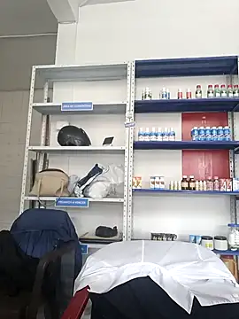 Snapshot of Megan_jennerr chatting on 11.26.25 Megan jennerr online show from 11.26.25