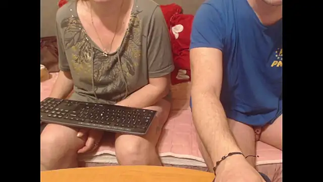 sweetcouplesweets online show from 03.19.25