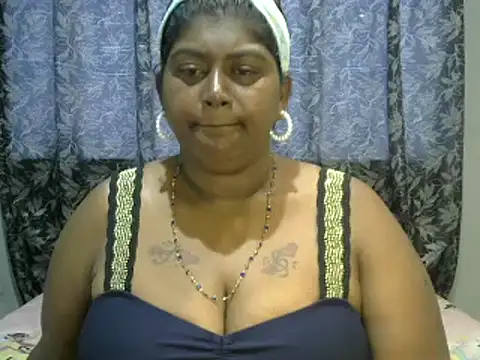 Snapshot of indiansuga chatting on 01.24.25 indiansuga online show from 01.24.25