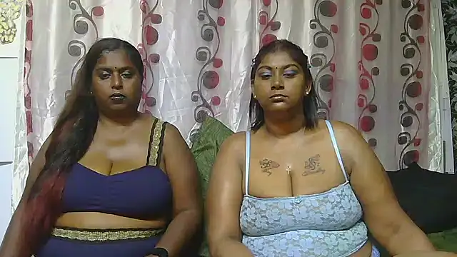 Snapshot of indiansuga chatting on 12.01.25 indiansuga online show from 12.01.25