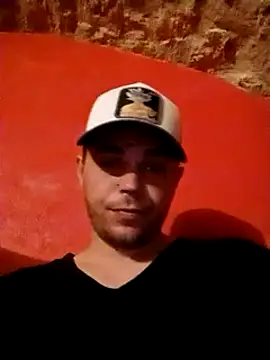 Snapshot of alexszader142 chatting on 01.28.25 alexszader142 online show from 01.28.25