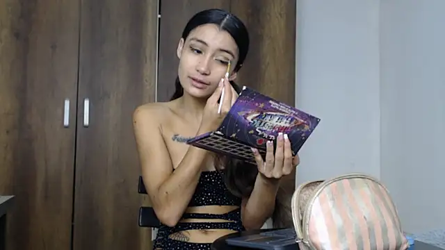 conni f00x online show from 02.25.25