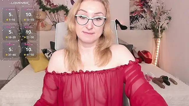 MadissonKiss online show from 12.17.25