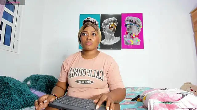 Lilybaudinx96 online show from 12.19.25