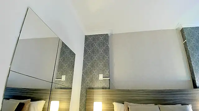 Mistyca online show from 10.20.25