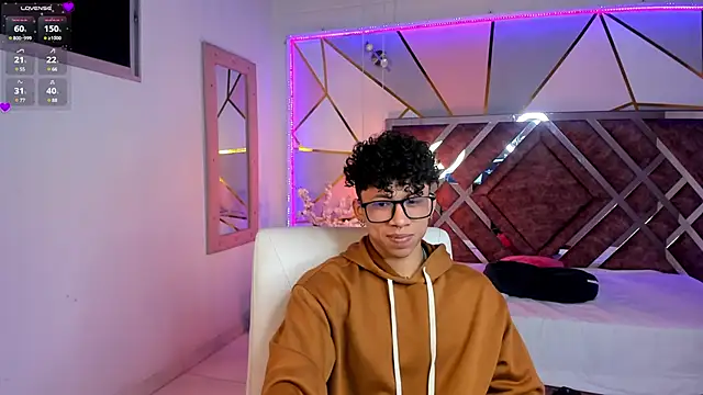 Snapshot of AkazaBoy_ chatting on 01.15.25 AkazaBoy  online show from 01.15.25