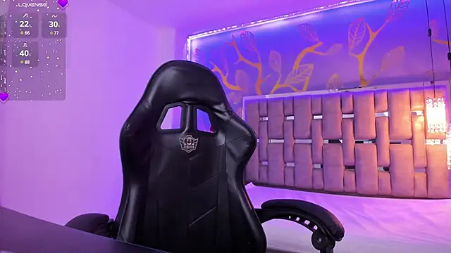 Snapshot of AkazaBoy_ chatting on 03.14.25 AkazaBoy  online show from 03.14.25