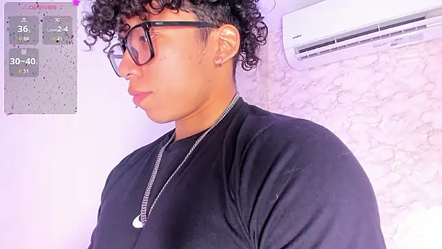 AkazaBoy  online show from 02.19.26