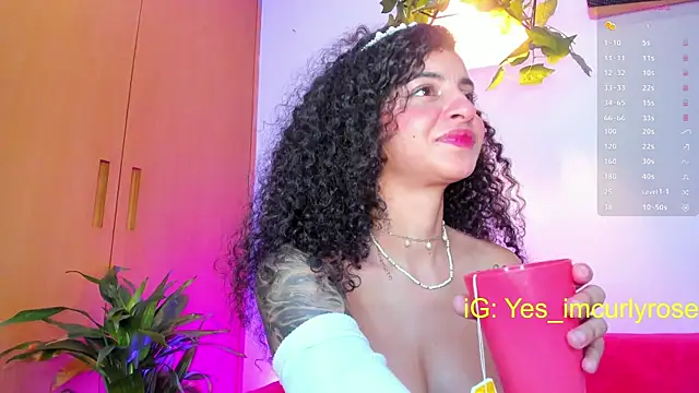 Snapshot of CurlyRose__ chatting on 03.20.25 CurlyRose   online show from 03.20.25