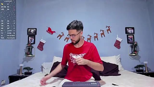 ETHAN ADAM online show from 12.12.24