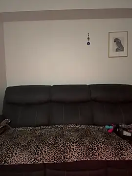 Snapshot of famous_indian_girl chatting on 12.04.25 famous indian girl online show from 12.04.25