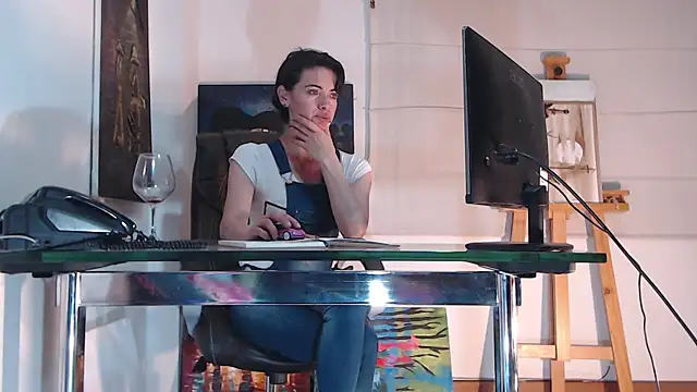 Snapshot of Afrodita_Arggeniss chatting on 12.31.24 Afrodita Arggeniss online show from 12.31.24