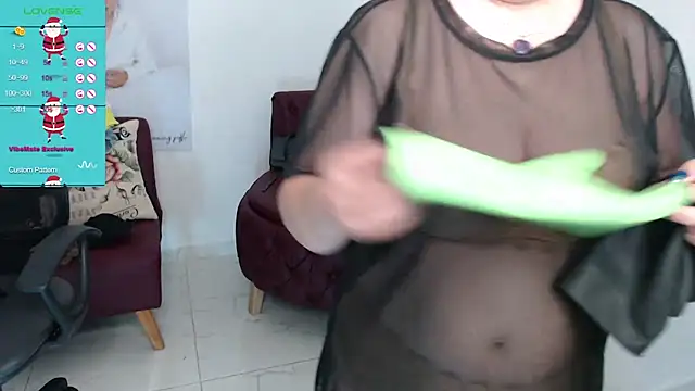 Serenay  online show from 12.12.24