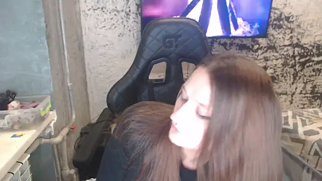 PamelaYoun online show from 10.24.25