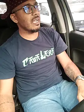 Snapshot of johnwalkerRjts chatting on 10.18.25 johnwalkerRjts online show from 10.18.25