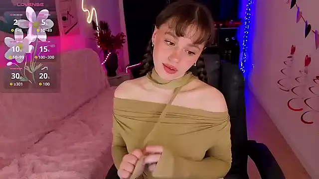 Emillias online show from 05.13.26
